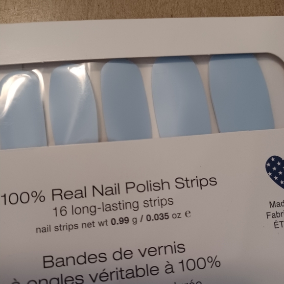 Color Street Nail Polish Strips - Aspen Sky - Solid - Picture 2 of 3
